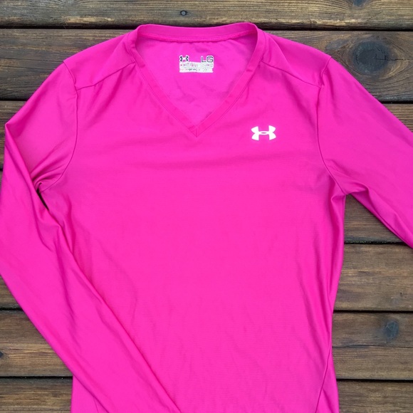 UA Compression HeatGear V-Neck - Picture 2 of 4